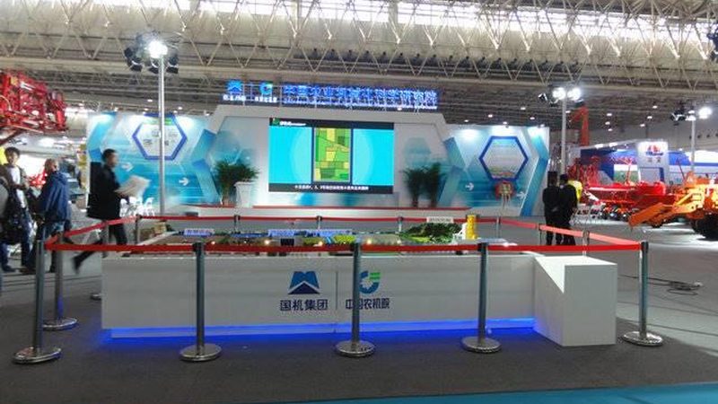 目前市场上广告设计软件种类繁多，主要包括以下几类：